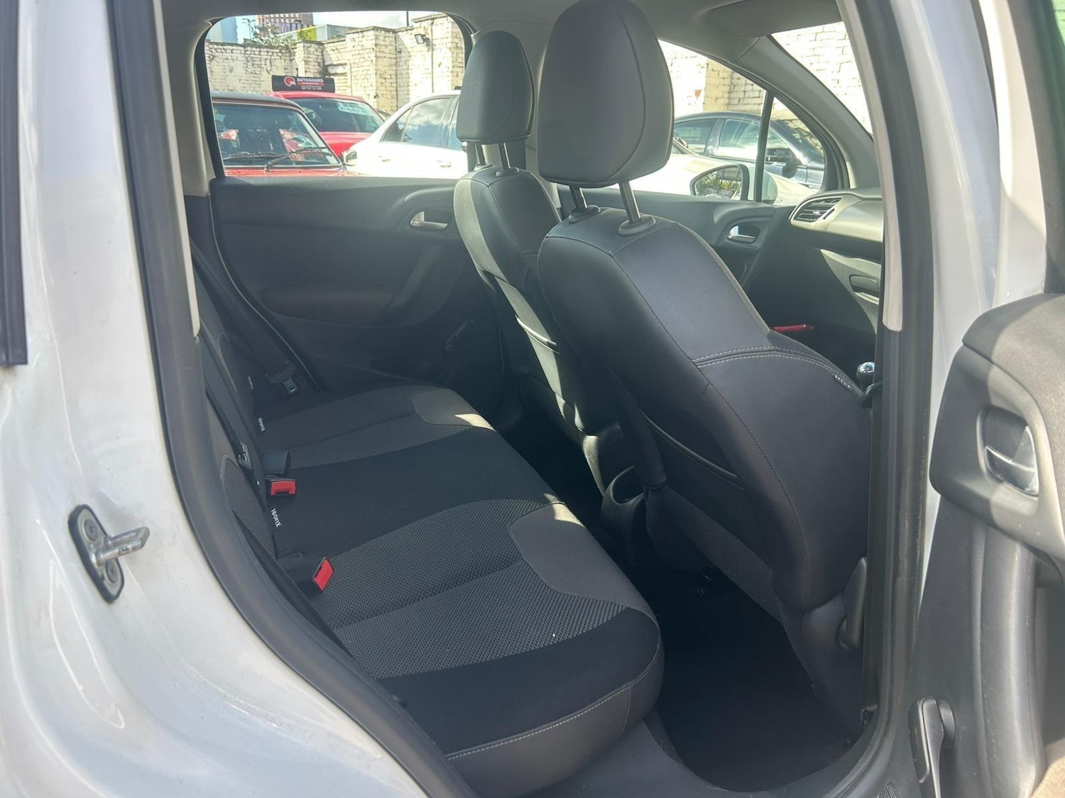 Used Citroen C3 2014 for sale - 76926175: Photo 12