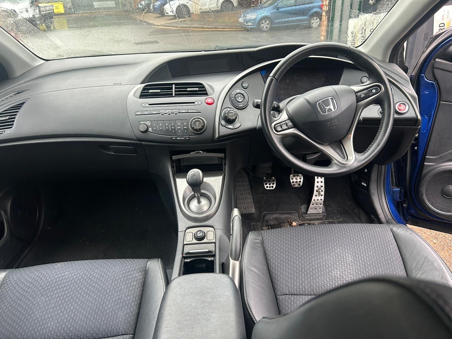 Used Honda Civic 2010 for sale - 76899481: Photo 10