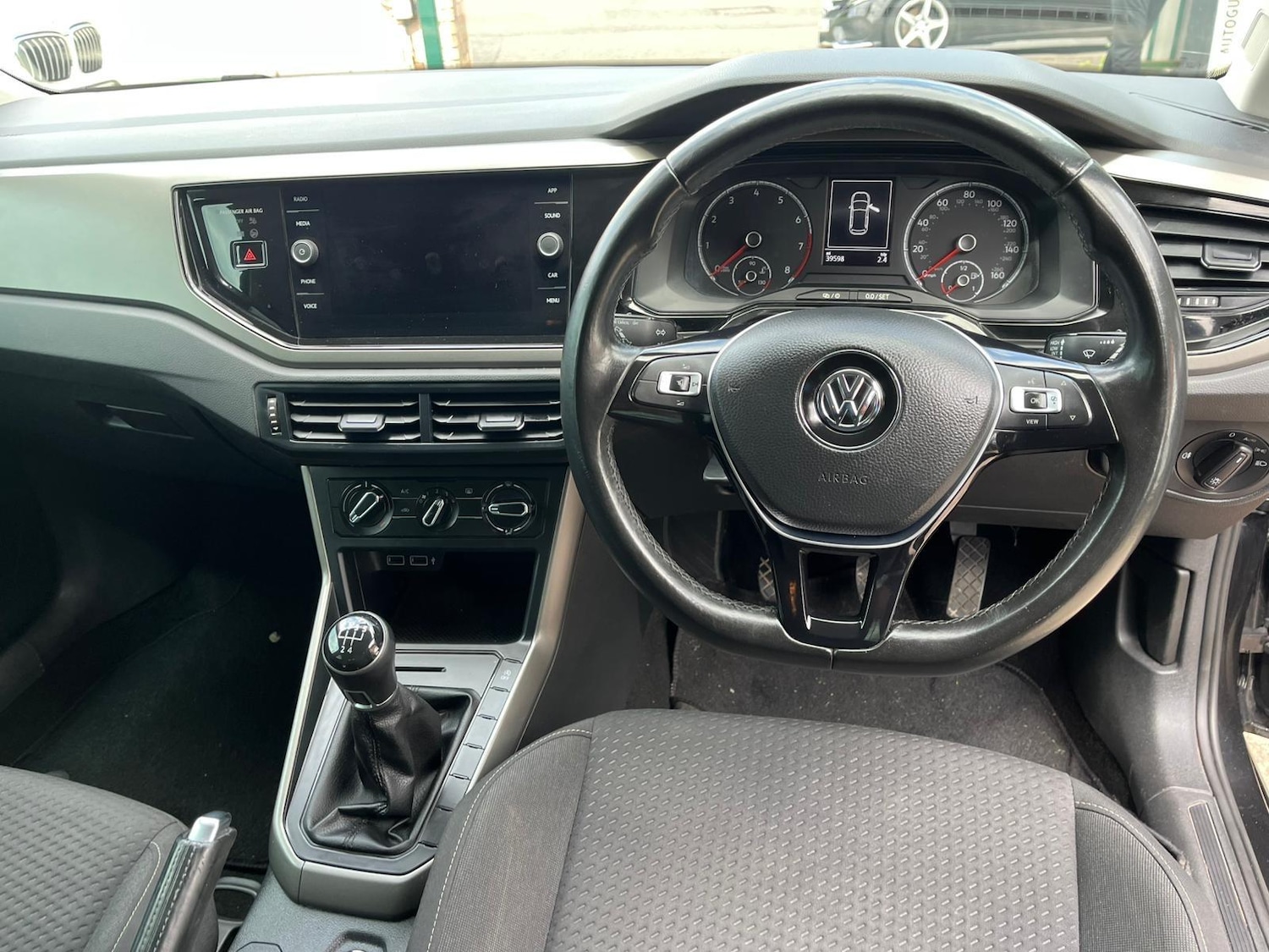 Used Volkswagen Polo 2018 for sale - 76032539: Photo 10