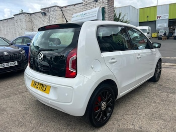 Used Volkswagen up! 2015 for sale - 78810334: Photo