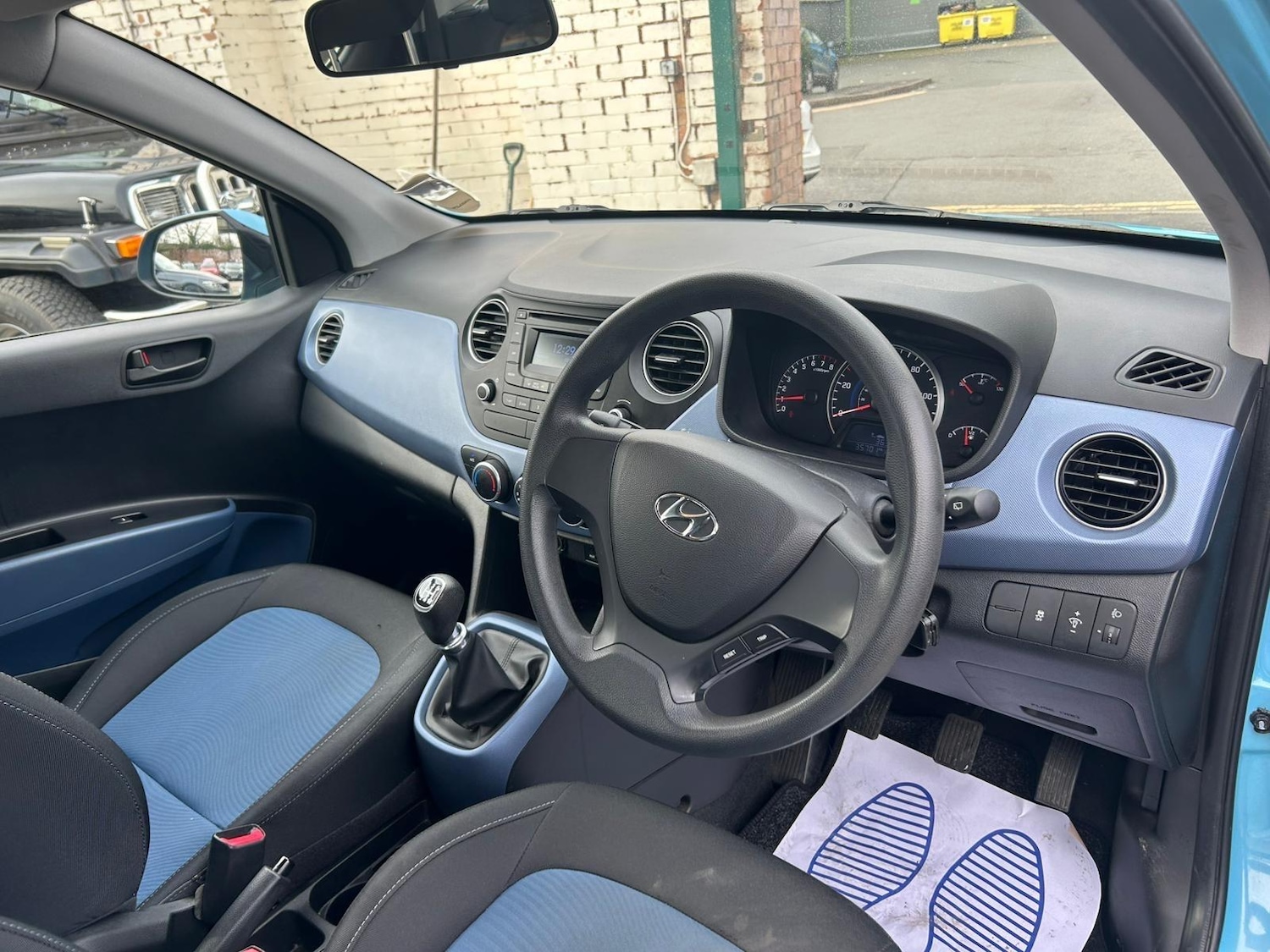 Used Hyundai i10 2014 for sale - 77549600: Photo 11