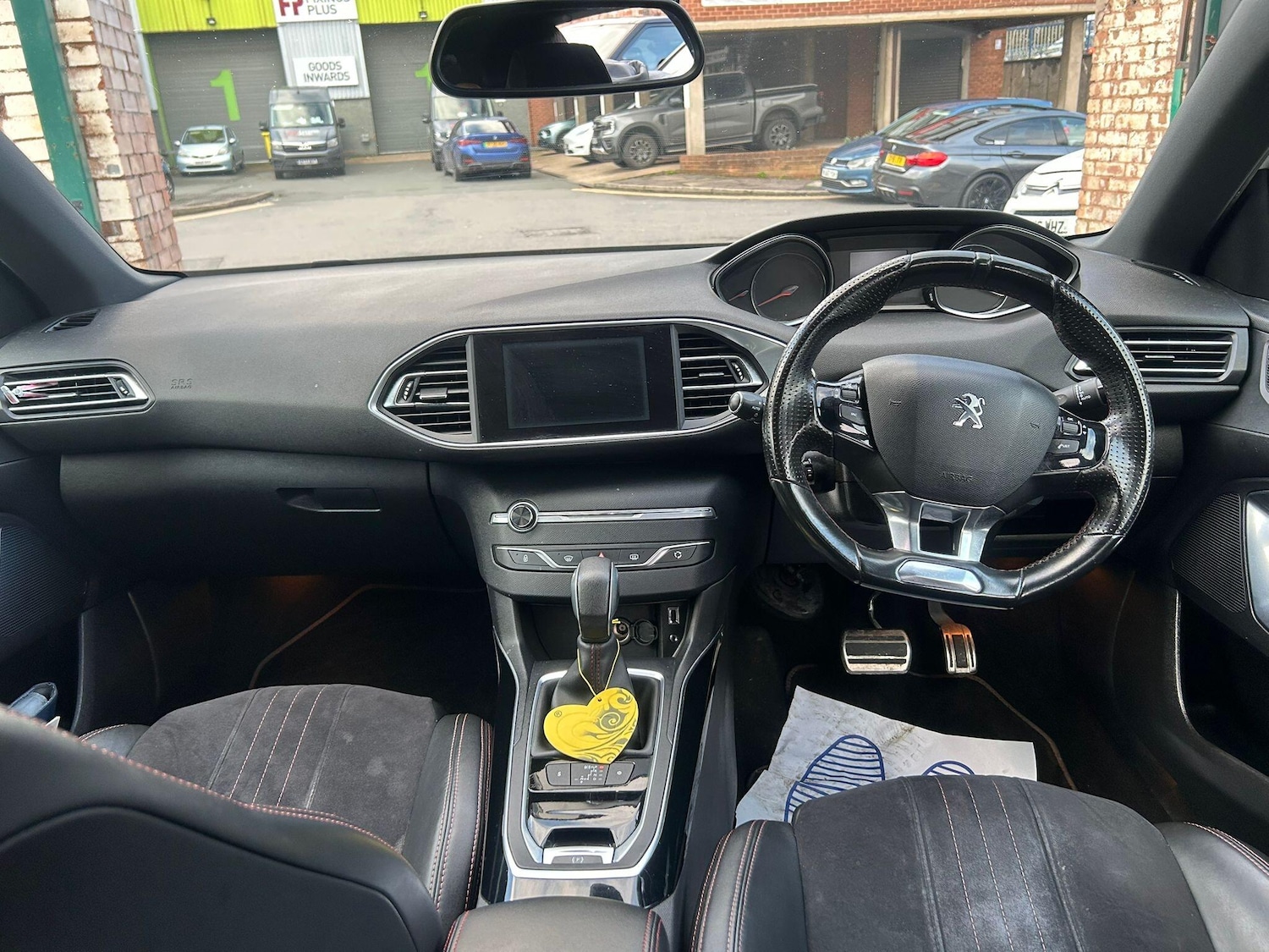 Used Peugeot 308 2015 for sale - 77574262: Photo 10