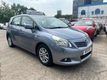 2011 (11) - 2.0 D-4D TR Euro 5 5dr