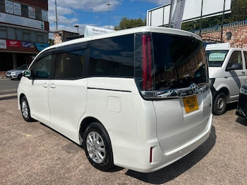 Used Toyota Voxy 2020 for sale - 79465098: Photo