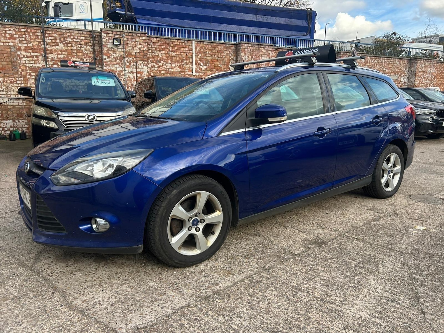 Used Ford Focus 2014 for sale - 76318117: Photo 3
