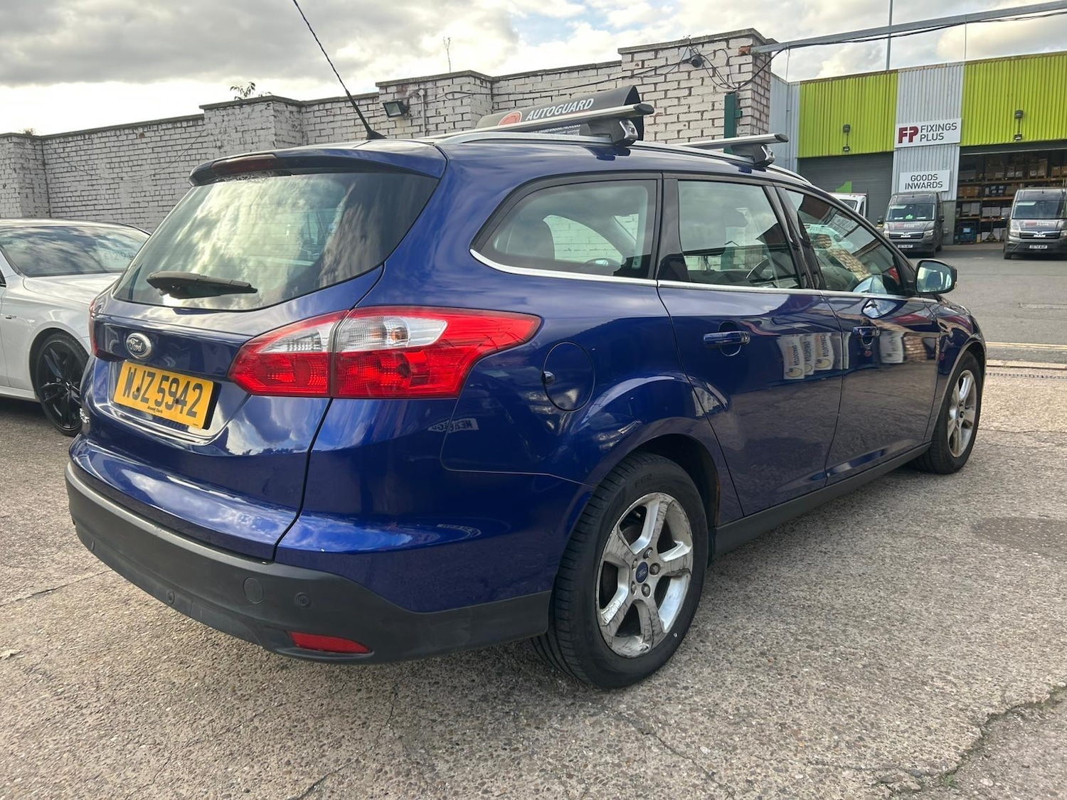 Used Ford Focus 2014 for sale - 76318117: Photo 4