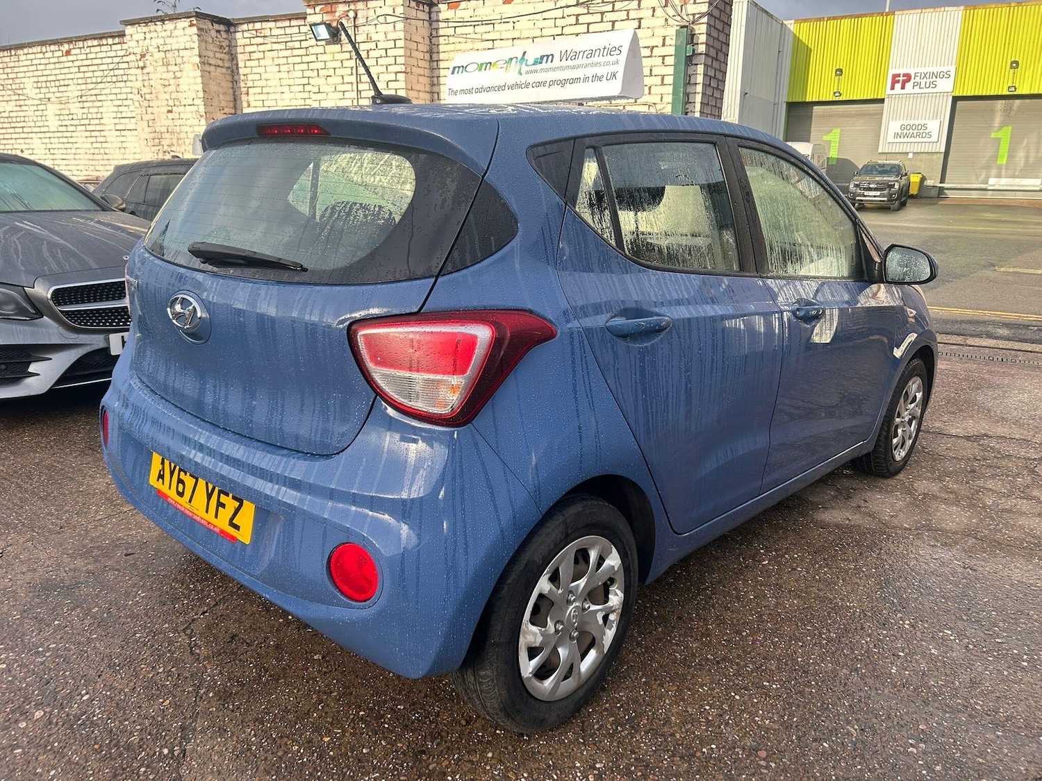 Used Hyundai i10 2017 for sale - 77386964: Photo 4