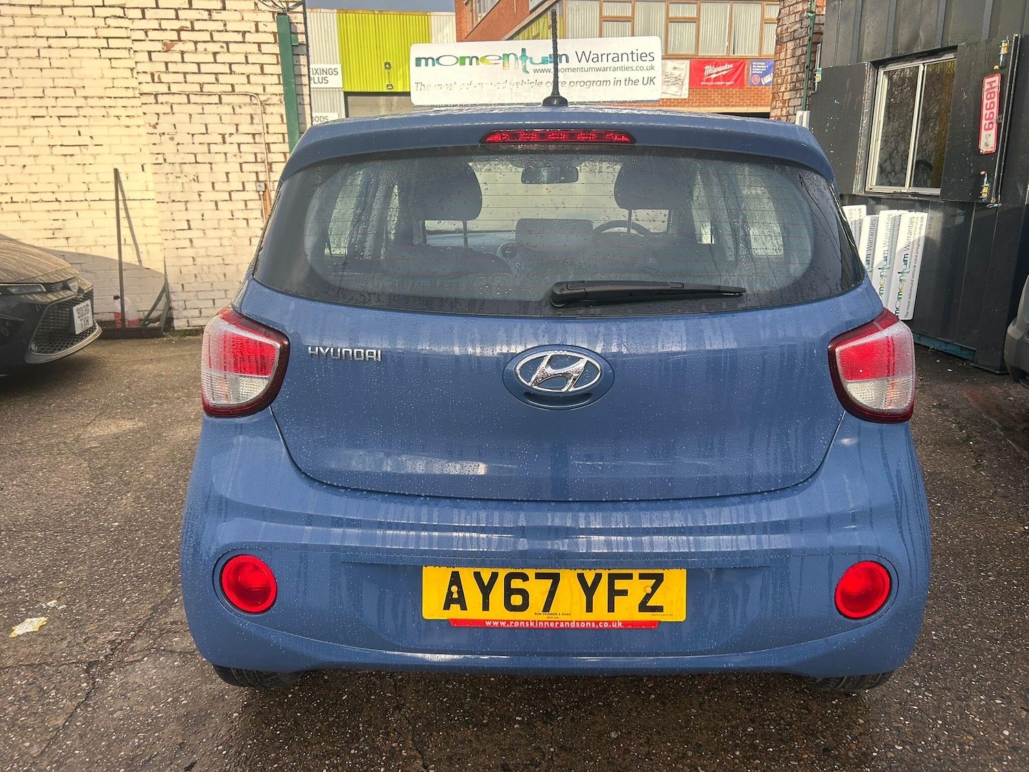 Used Hyundai i10 2017 for sale - 77386964: Photo 8