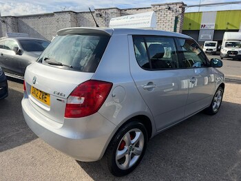 Used Skoda Fabia 2012 for sale - 77696139: Photo