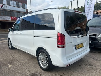 Used Mercedes-Benz V-Class 2017 for sale - 78127403: Photo