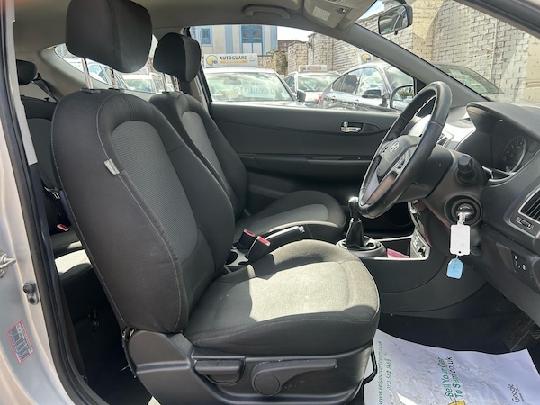 Used Hyundai i20 2013 for sale - 74136396: Photo 10