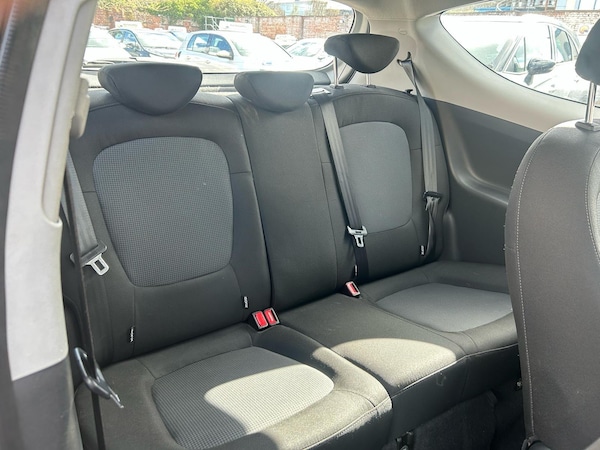 Used Hyundai i20 2013 for sale - 74136396: Photo 11