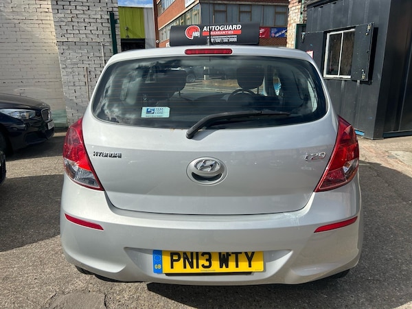 Used Hyundai i20 2013 for sale - 74136396: Photo 7