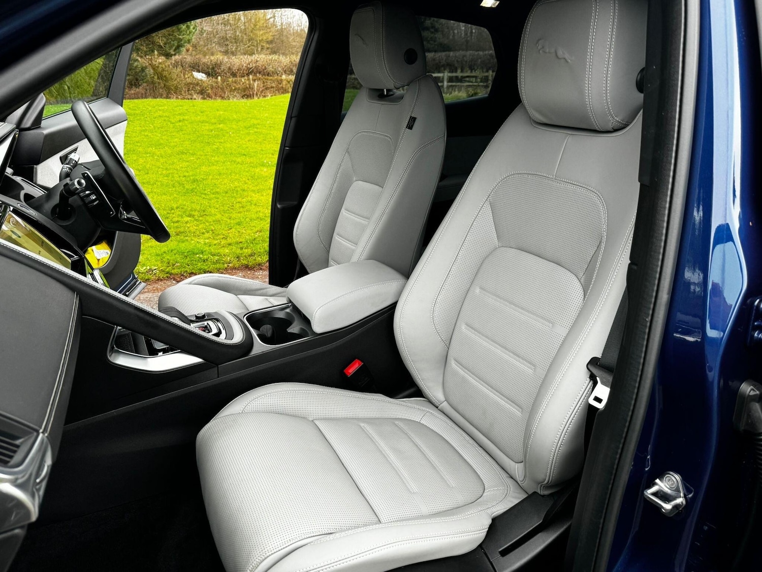 Used Jaguar E-Pace 2021 for sale - 76485391: Photo 13