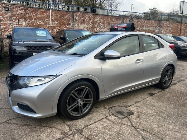 Used Honda Civic 2013 for sale - 76326456: Photo 3
