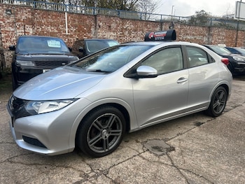 Used Honda Civic 2013 for sale - 76326456: Photo 3