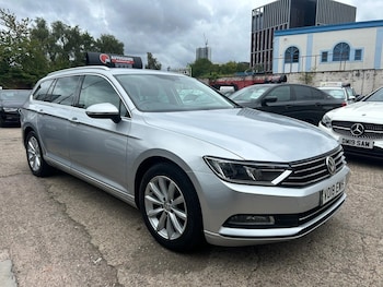 Volkswagen - Passat