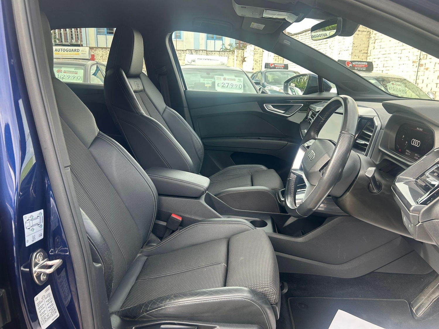 Used Audi Q4 e-tron 2021 for sale - 76926949: Photo 9