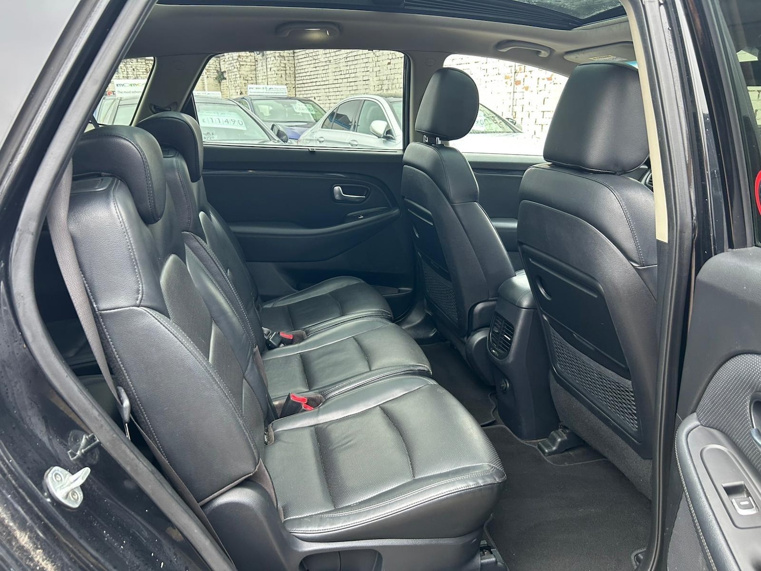 Used Kia Carens 2015 for sale - 77330474: Photo 13