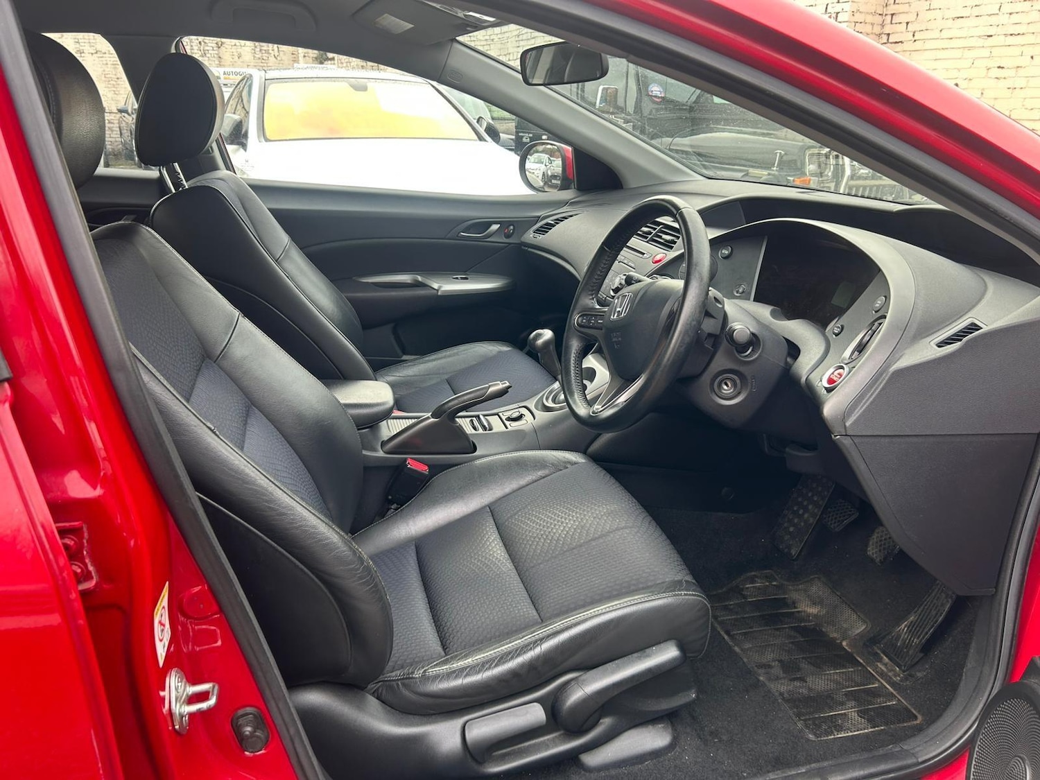 Used Honda Civic 2010 for sale - 76728145: Photo 10