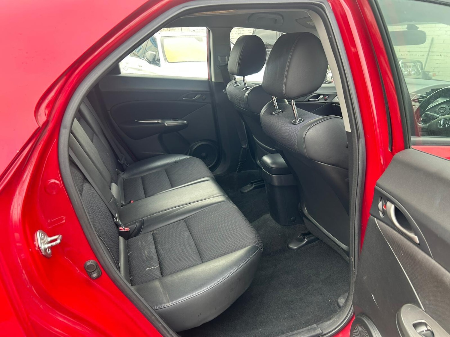 Used Honda Civic 2010 for sale - 76728145: Photo 12