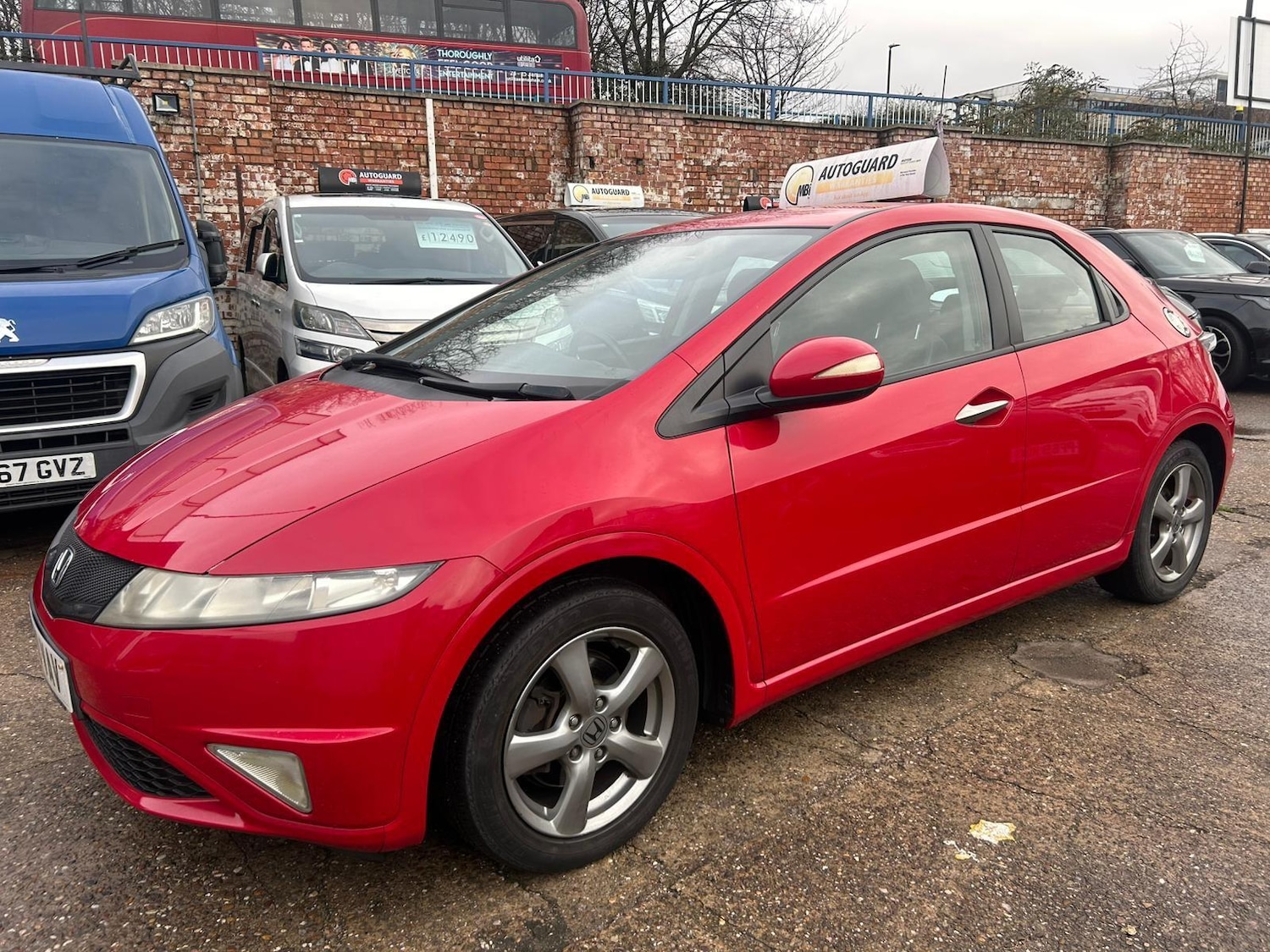 Used Honda Civic 2010 for sale - 76728145: Photo 3