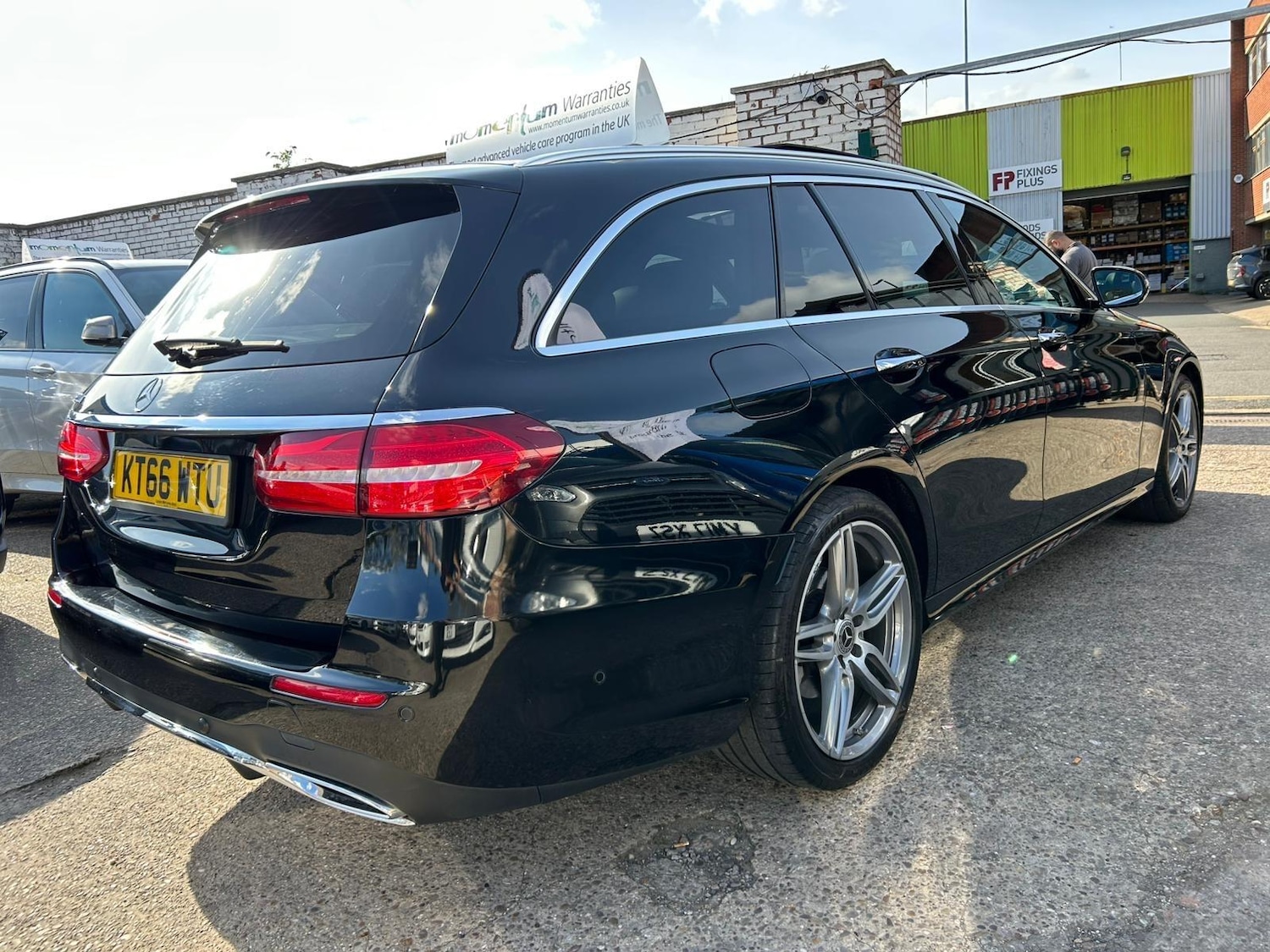 Used Mercedes-Benz E Class 2017 for sale - 78147974: Photo 5