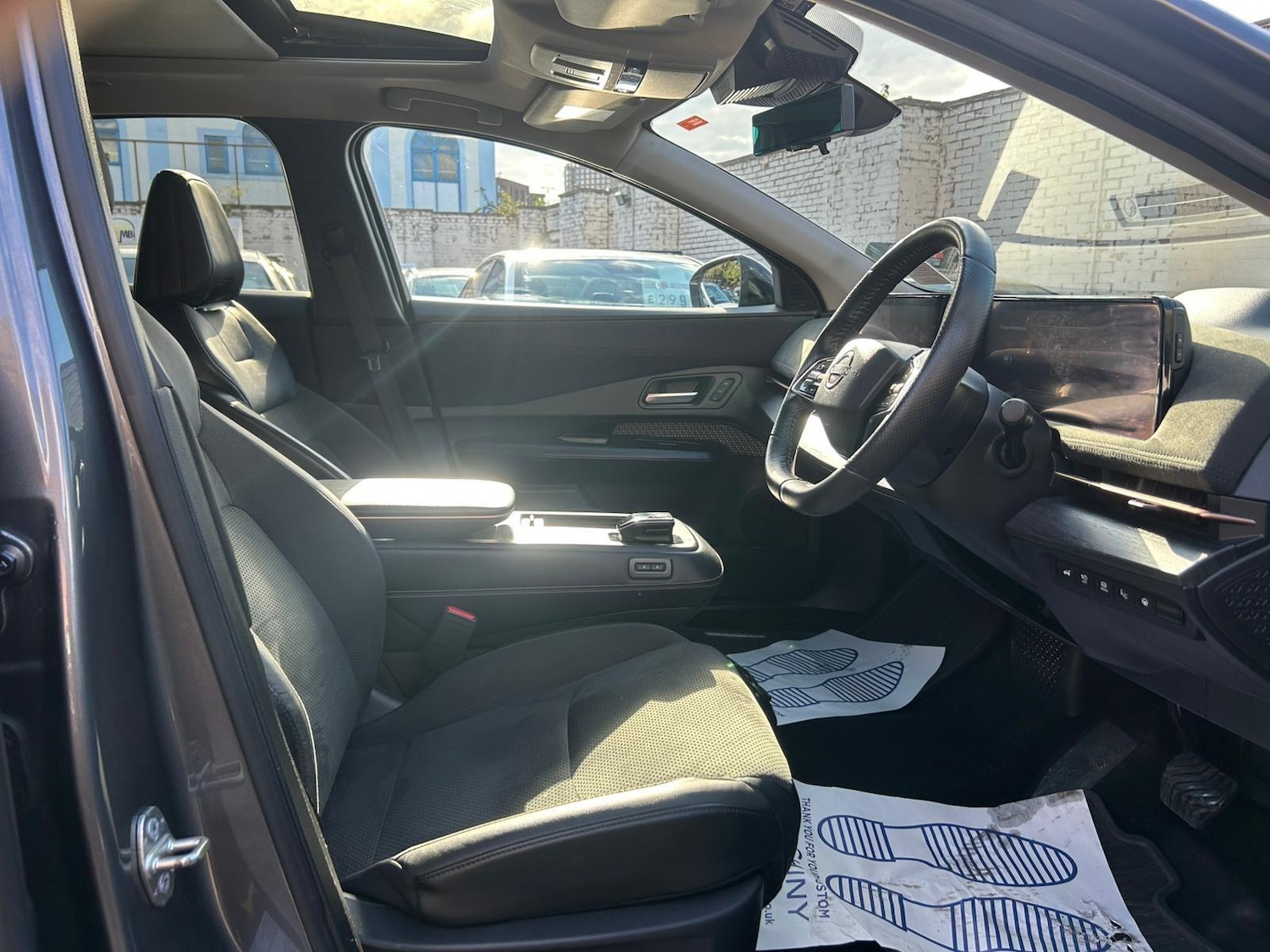 Used Nissan ARIYA 2023 for sale - 76059949: Photo 11