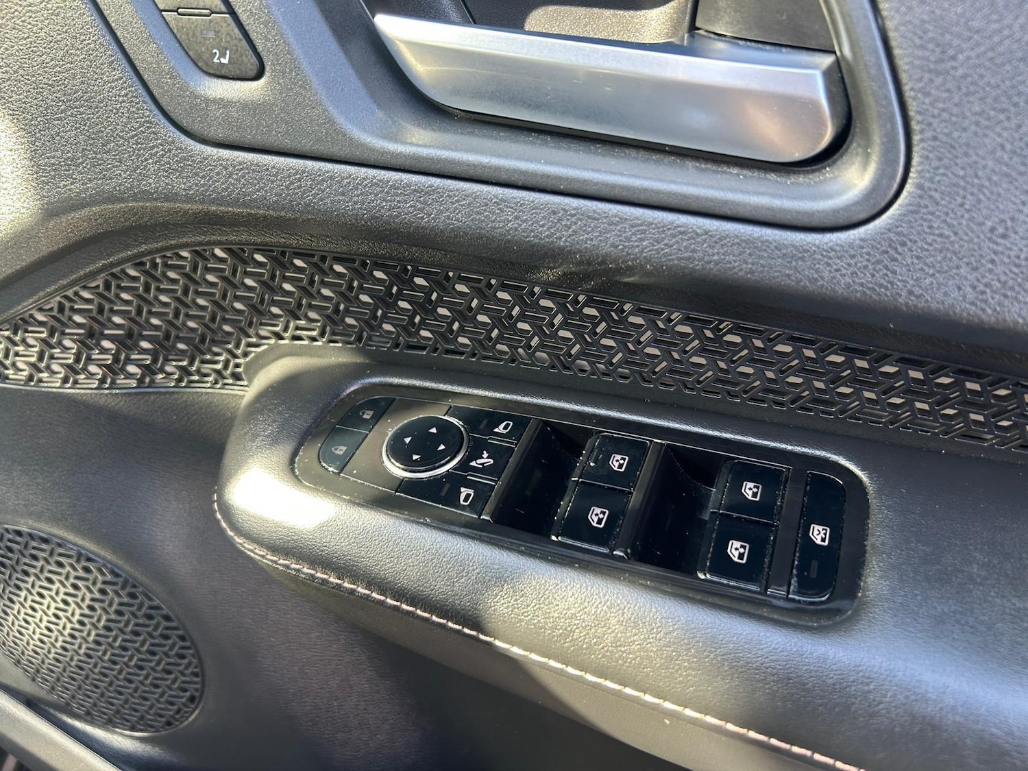 Used Nissan ARIYA 2023 for sale - 76059949: Photo 16