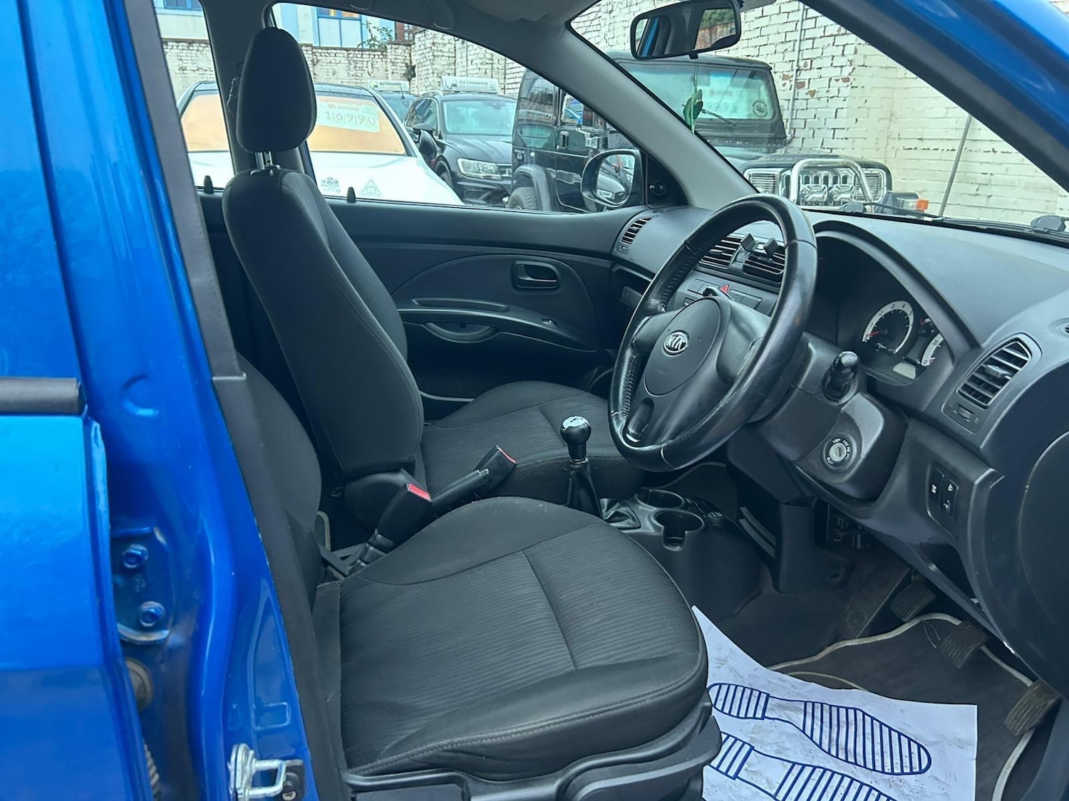 Used Kia Picanto 2011 for sale - 76700934: Photo 8