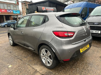 Used Renault Clio 2015 for sale - 77783968: Photo