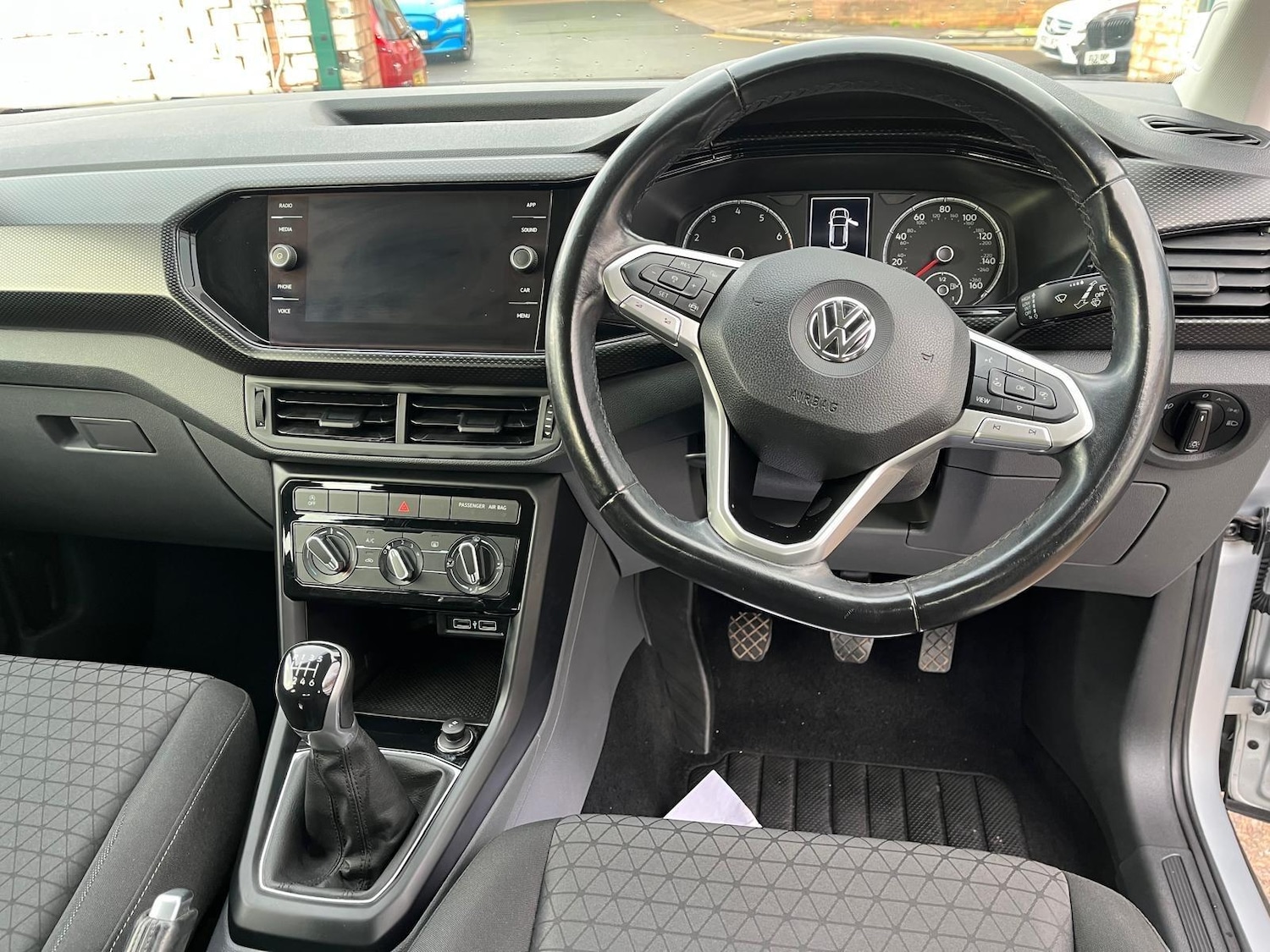 Used Volkswagen T-Cross 2020 for sale - 76850004: Photo 10