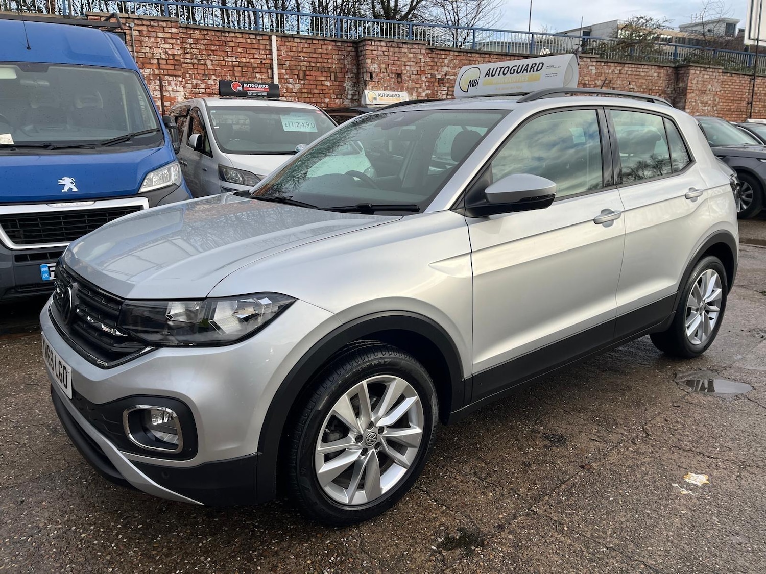 Used Volkswagen T-Cross 2020 for sale - 76850004: Photo 3