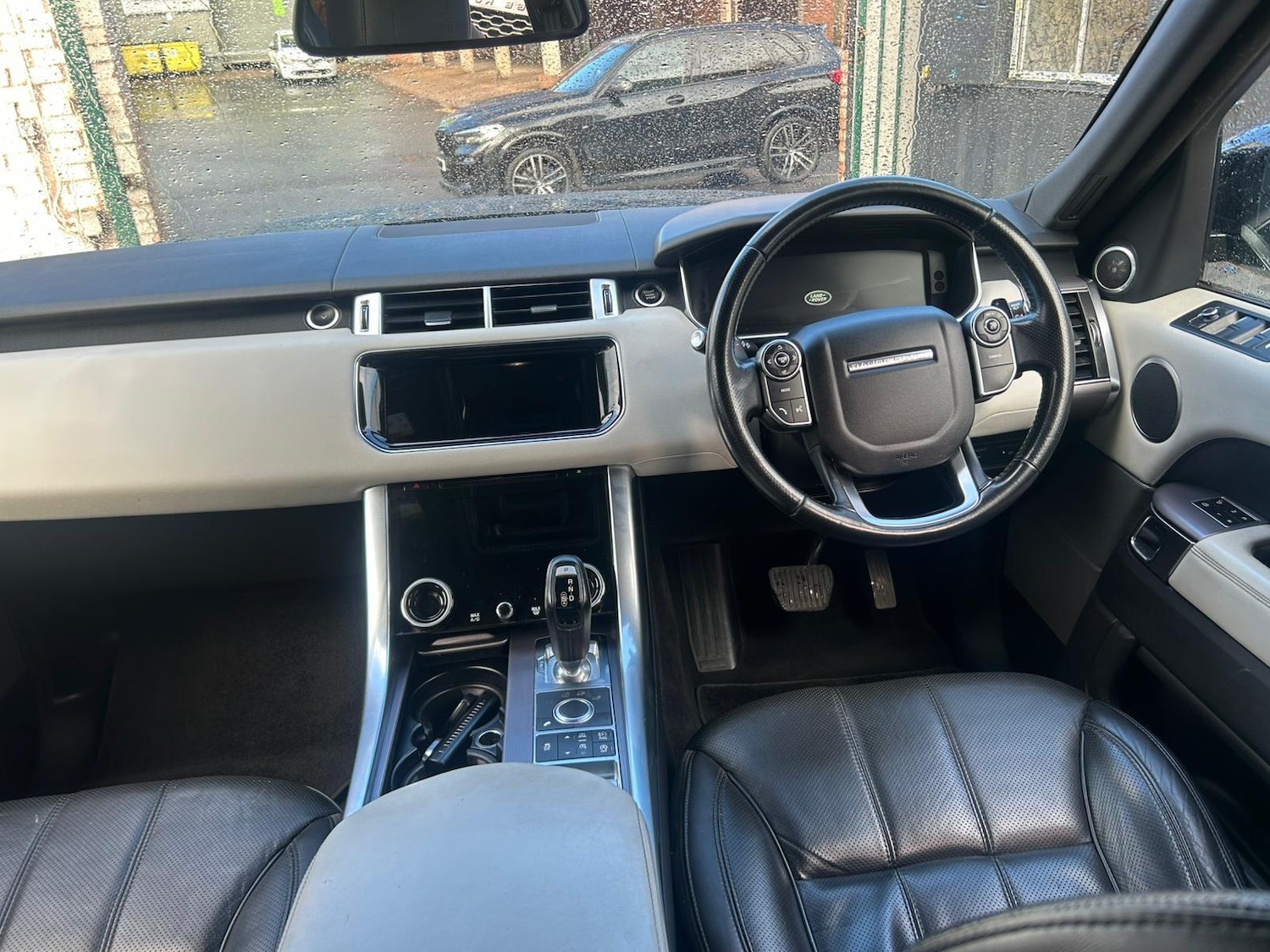 Used Land Rover Range Rover Sport 2015 for sale - 76432970: Photo 11