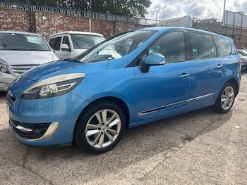 Used Renault Grand Scenic 2012 for sale - 75719531: Photo