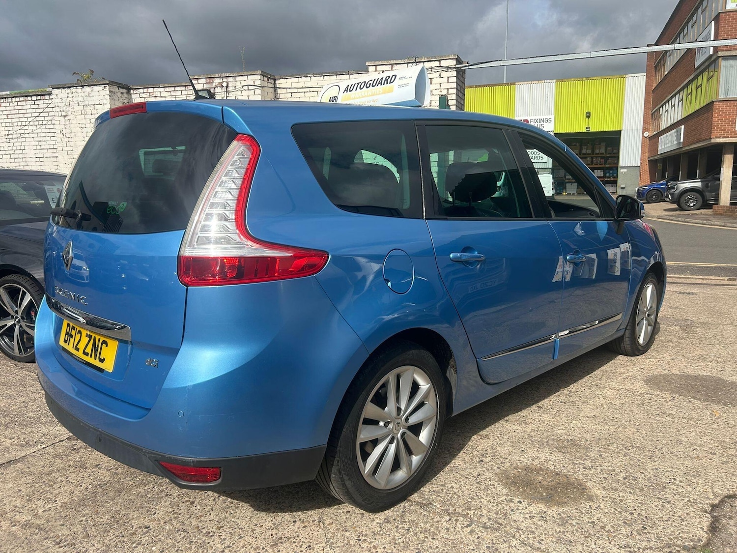 Vehicle 4