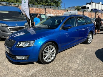 Used Skoda Octavia 2015 for sale - 78447264: Photo