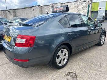 Used Skoda Octavia 2015 for sale - 77798954: Photo