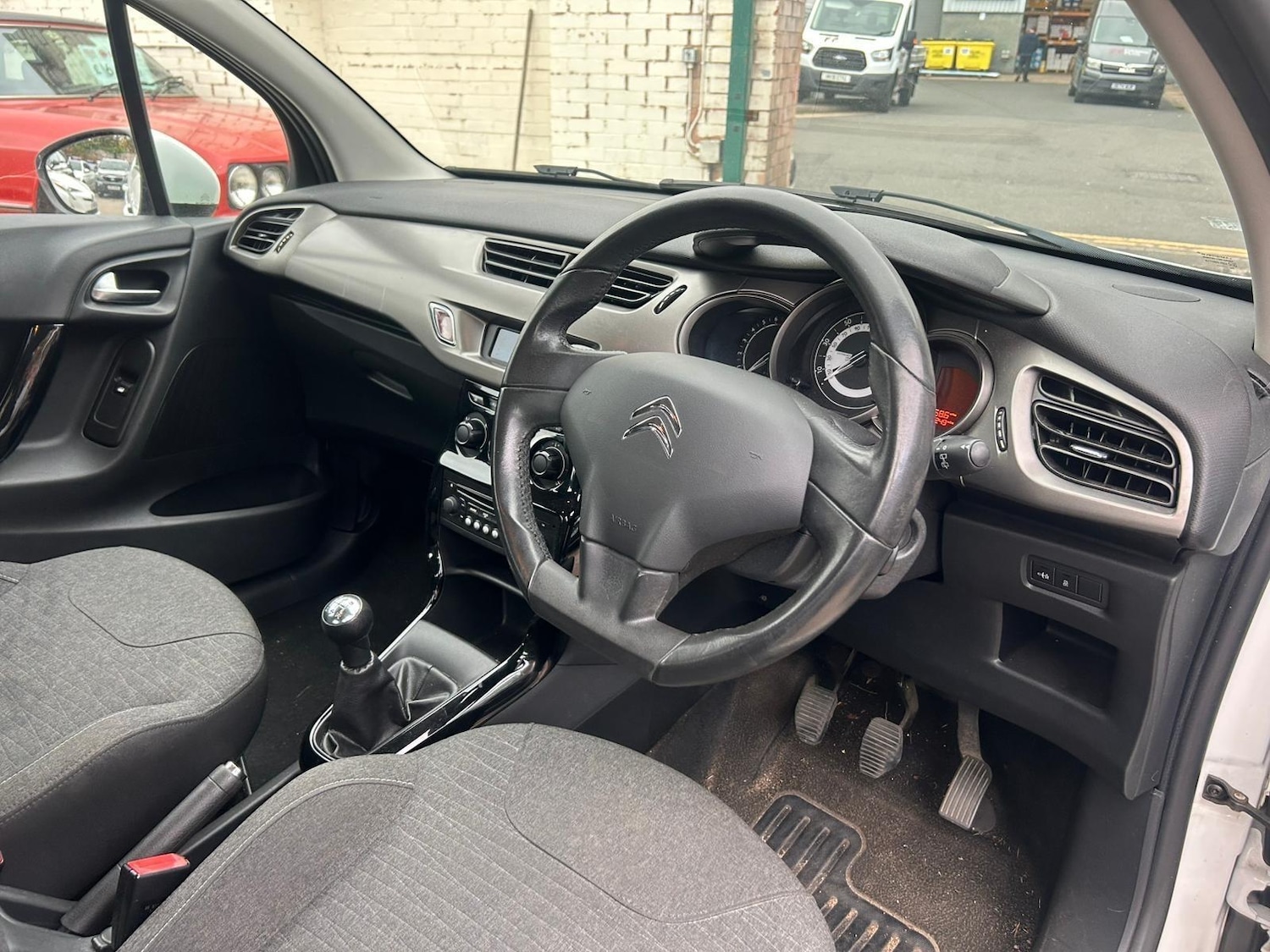 Used Citroen C3 2016 for sale - 76561458: Photo 10