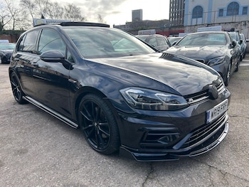 Used Volkswagen Golf 2019 for sale - 77351892: Photo