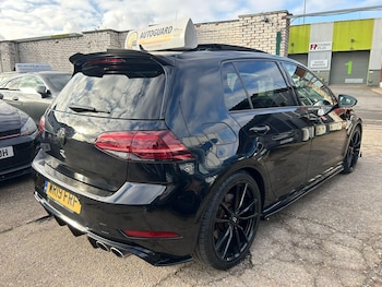 Used Volkswagen Golf 2019 for sale - 77351892: Photo