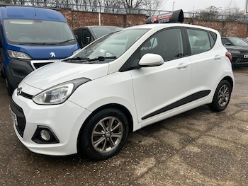Used Hyundai i10 2015 for sale - 77131324: Photo