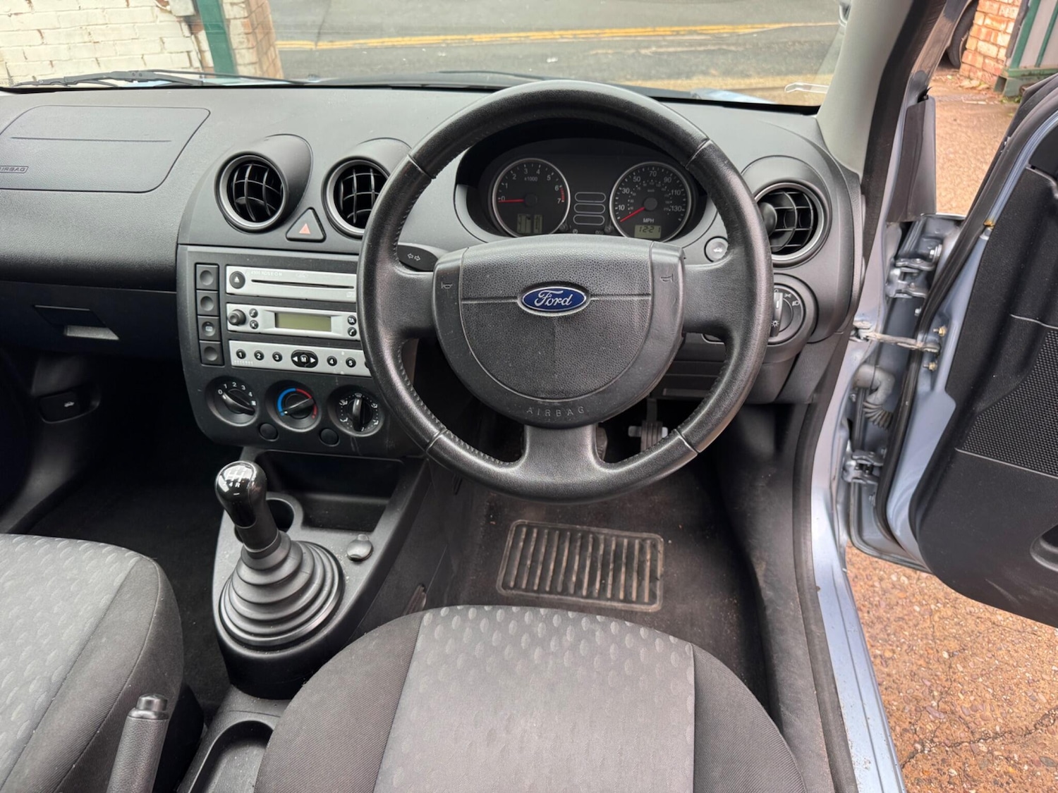 Used Ford Fiesta 2005 for sale - 76239916: Photo 8