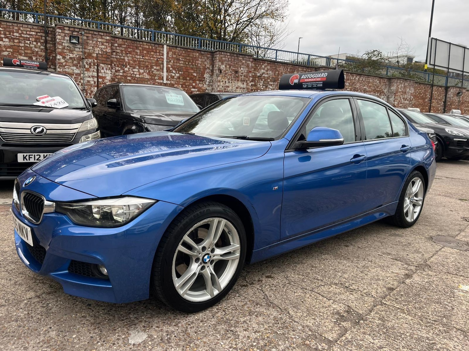 Used BMW 3 Series 2015 for sale - 76995235: Photo 3
