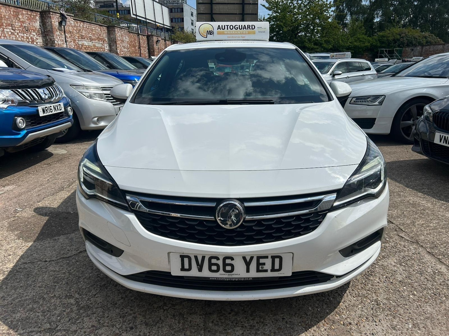 Used Vauxhall Astra 2016 for sale - 76239135: Photo 8