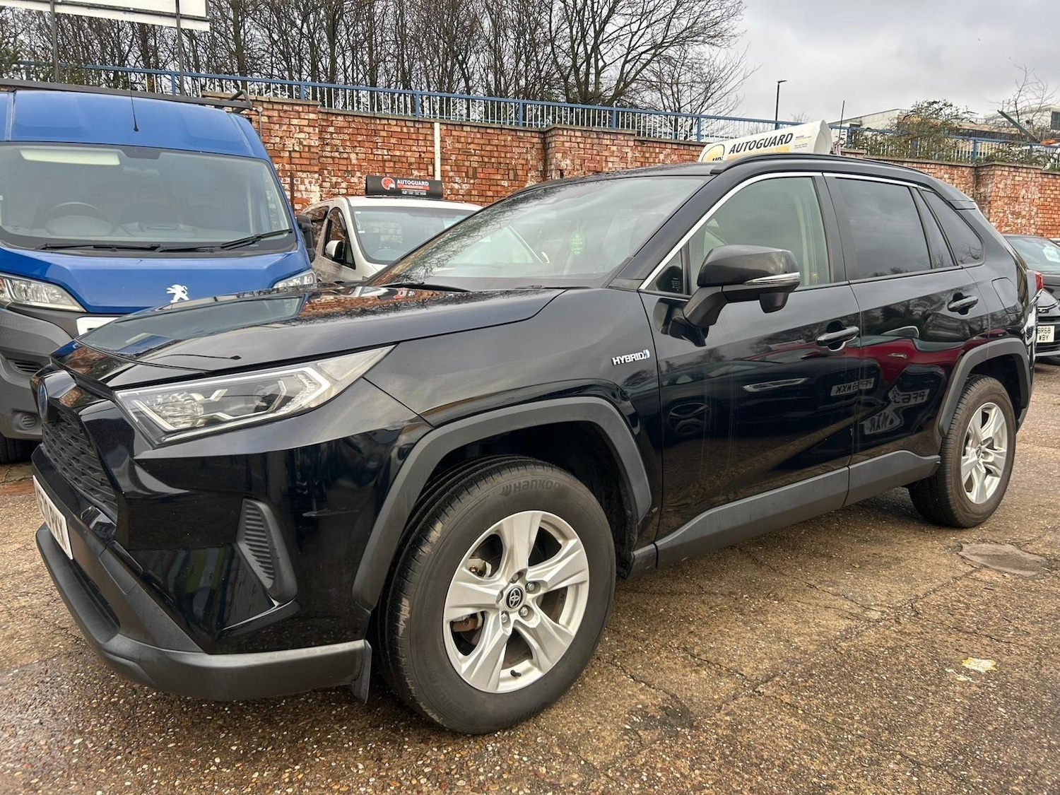 Used Toyota RAV4 for sale - 76735436: Photo 3
