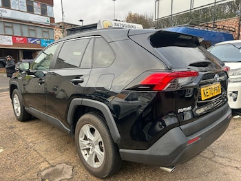 Used Toyota RAV4 2020 for sale - 76735436: Photo