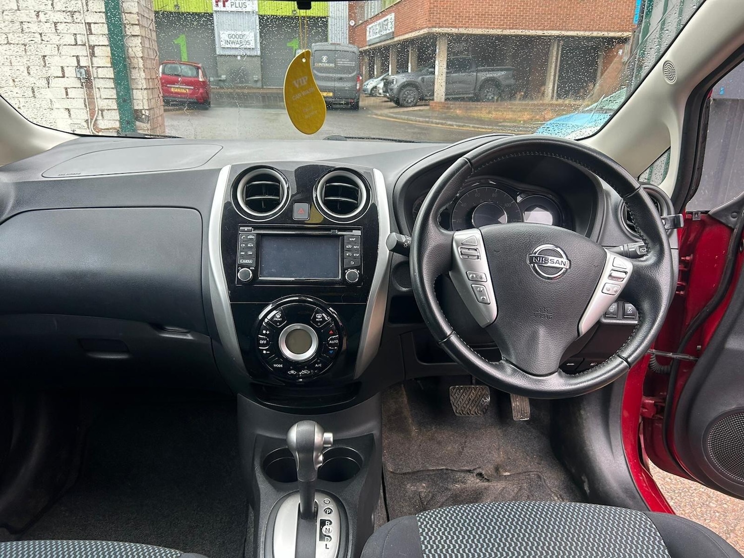 Used Nissan Note 2015 for sale - 77425670: Photo 9