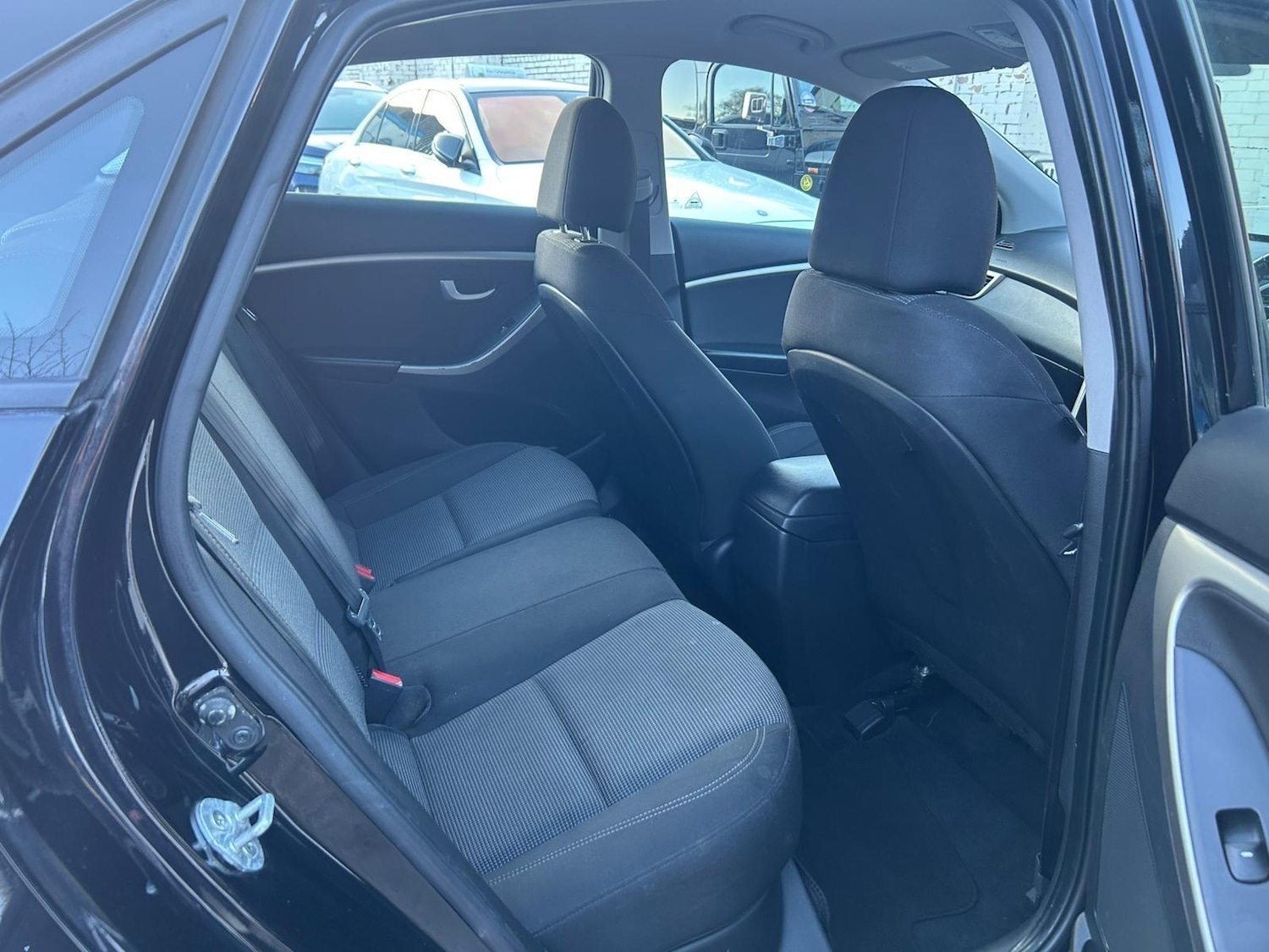 Used Hyundai i30 2013 for sale - 76997475: Photo 12