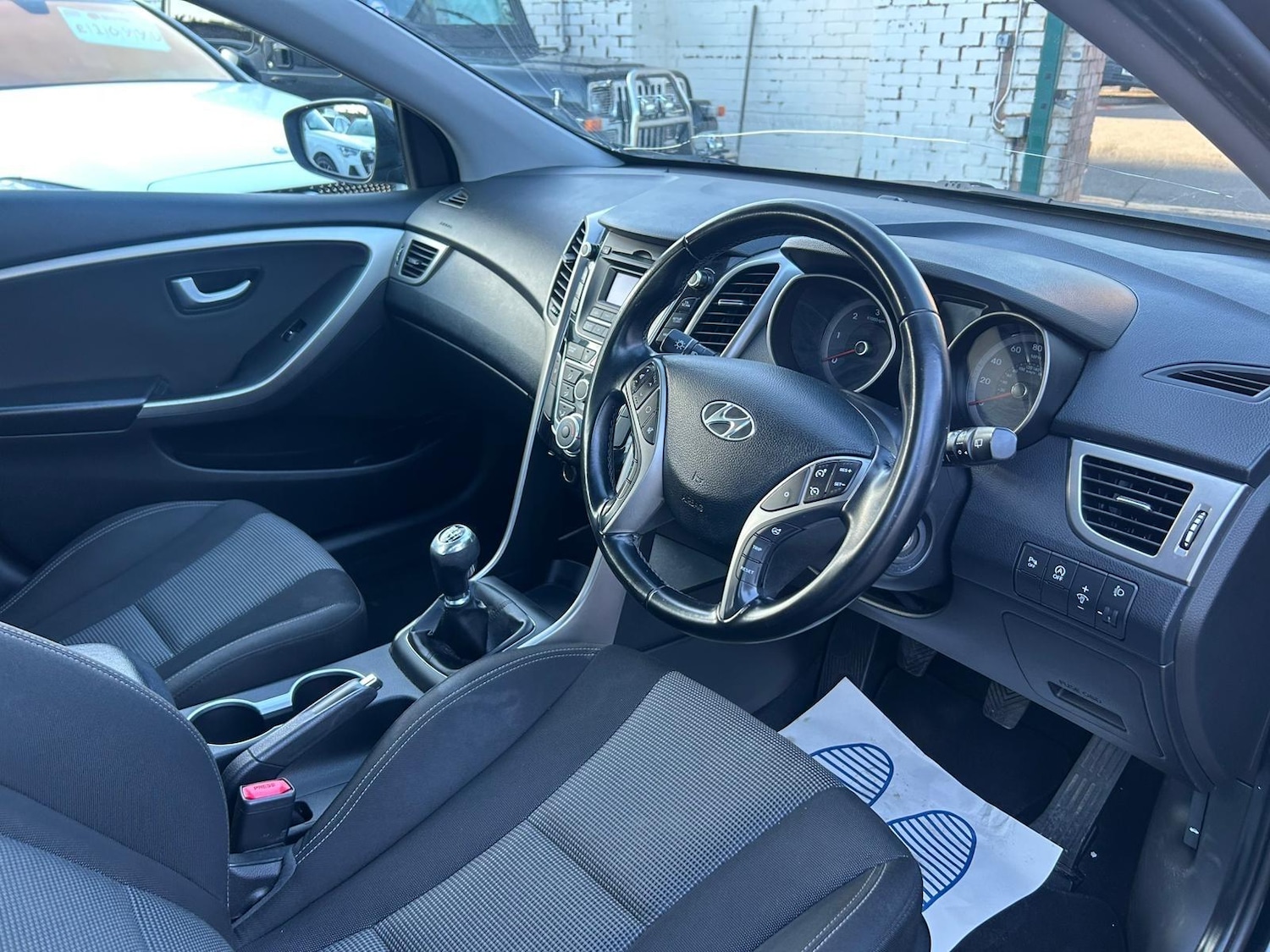 Used Hyundai i30 2013 for sale - 76997475: Photo 9